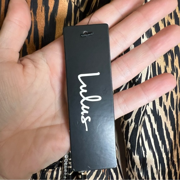 Lulus Fierce Ambition Brown Tiger Print Long Sleeve Top Sz Small NEW Faux Wrap - Picture 7 of 9